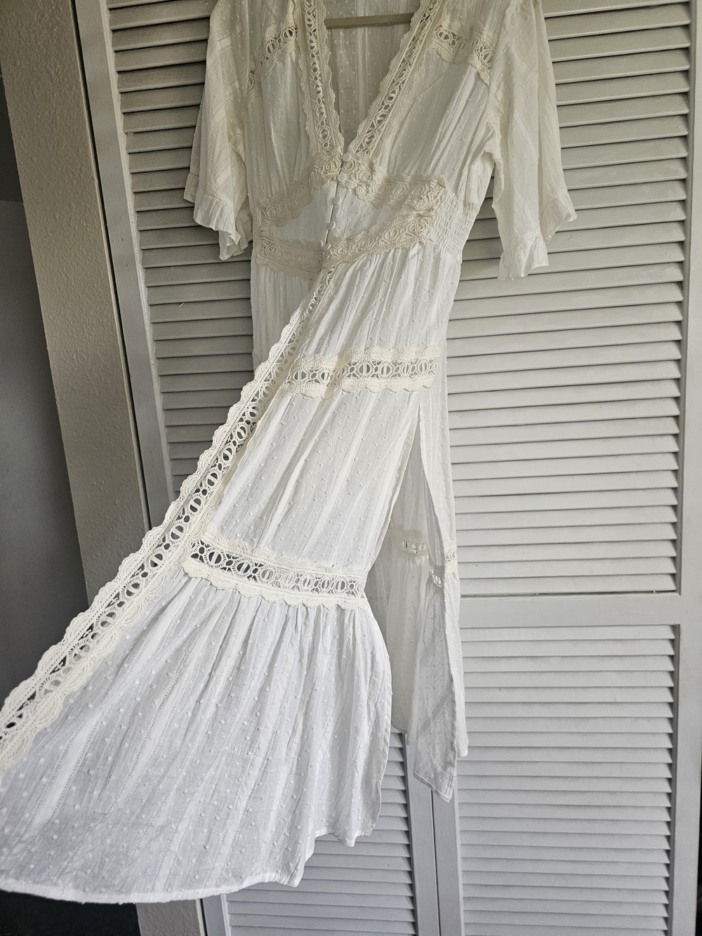 Boho White Lace-Trim Midi Dress - Picture 4 of 5